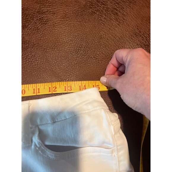 Bridge By Gly White Curvy High Rise Ankle Skinny Jeans Size 30 Distressed Hem - Picture 7 of 9